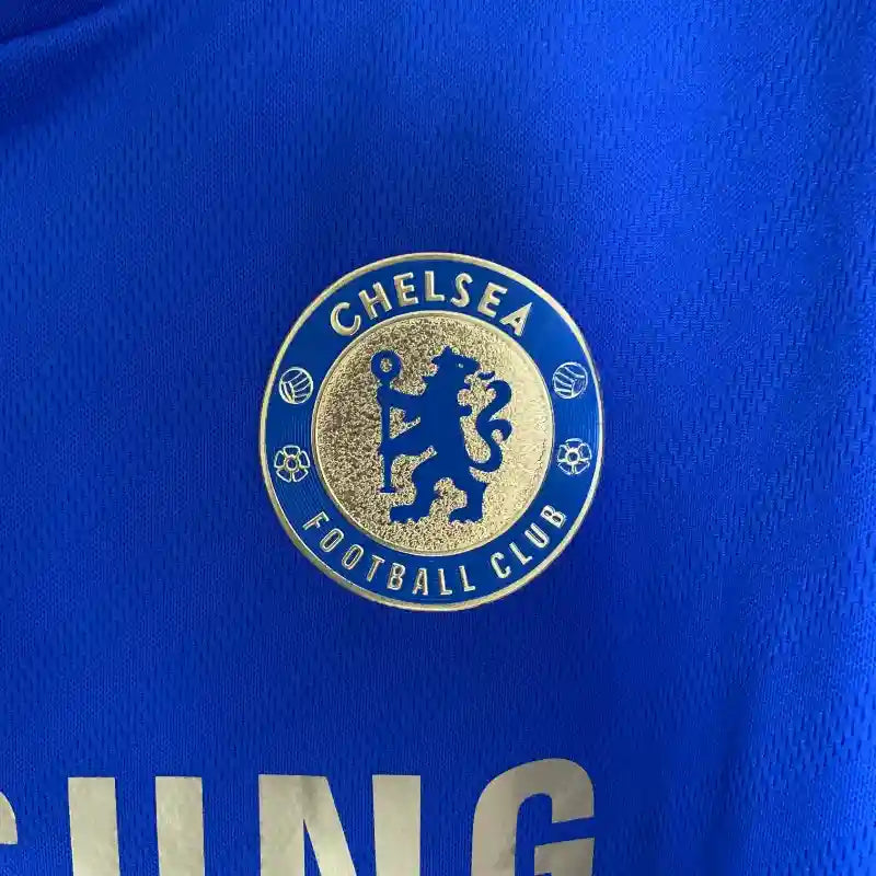 https://cdn.shopify.com/s/files/1/0911/7686/1985/files/Retro-2012-13-Chelsea-Long-Sleeved-Soccer-Jersey-Home-1.webp?v=1759595120