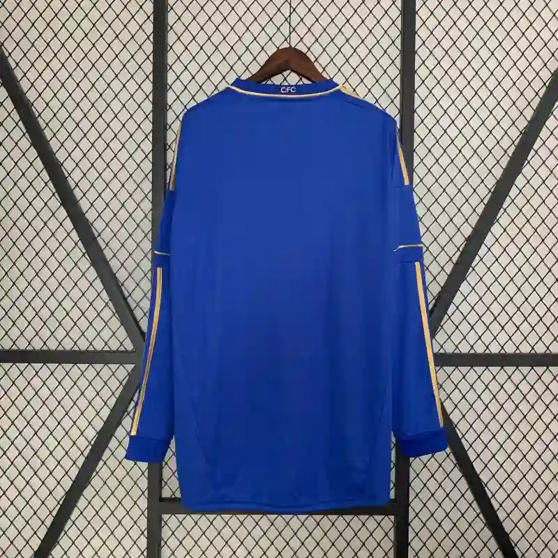 https://cdn.shopify.com/s/files/1/0911/7686/1985/files/Retro-2012-13-Chelsea-Long-Sleeved-Soccer-Jersey-Home-7.webp?v=1759595120