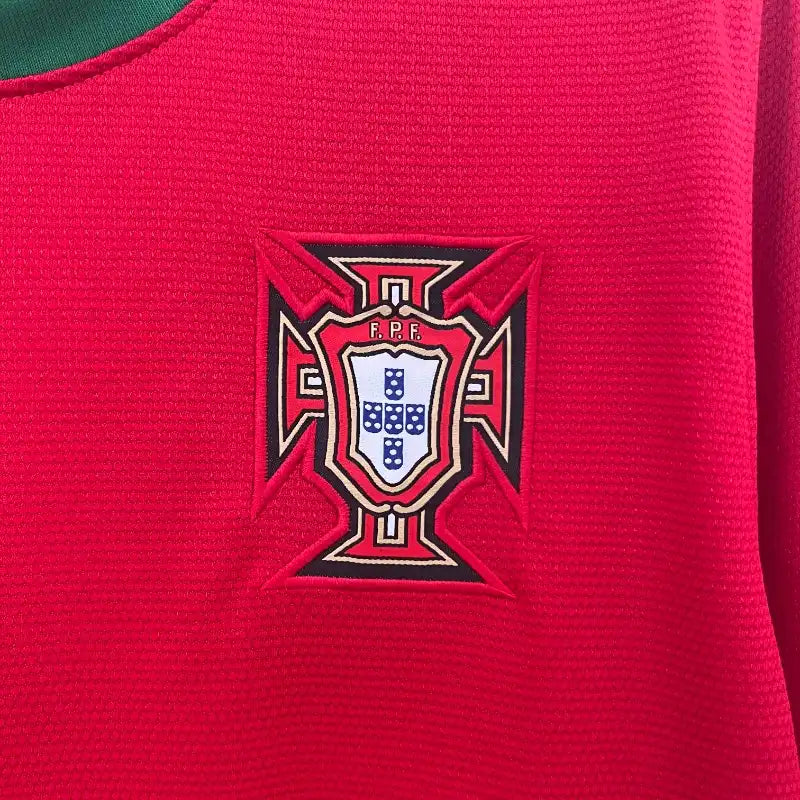 https://cdn.shopify.com/s/files/1/0911/7686/1985/files/Retro-2012-Portugal-Soccer-Jersey-Home-5.webp?v=1759492612